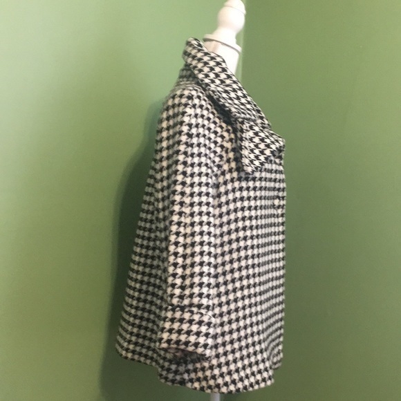 DARLING black and white houndstooth swing jacket - Picture 4 of 7